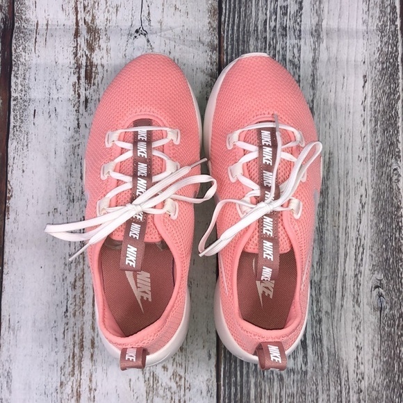NWOT Nike Ashin Modern Bleached Coral Runners 7.5 - Picture 3 of 9